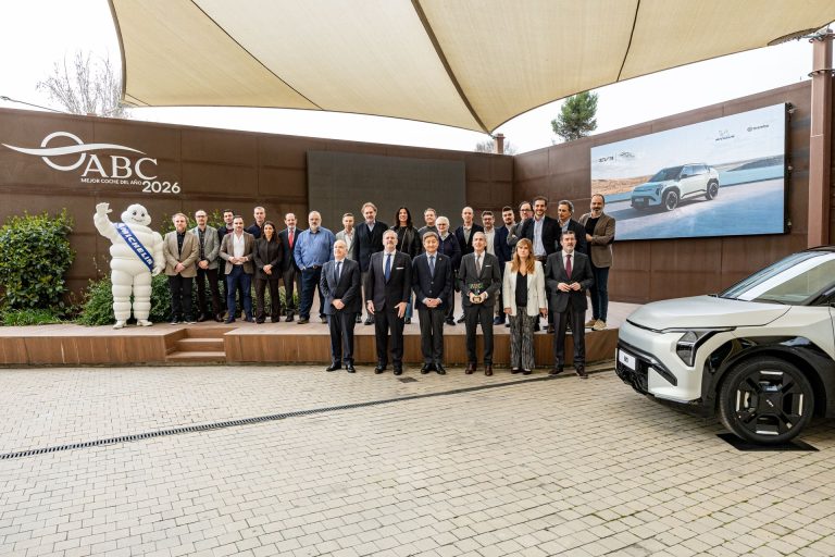 Guía para elegir SUV eléctrico familiar en España: tamaño, plazas y autonomía por segmento Guía para elegir SUV eléctrico familiar en España: tamaño, plazas y autonomía por segmento