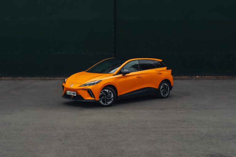 Ranking de compactos eléctricos generalistas por relación autonomía-precio en 2026