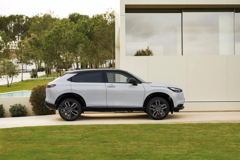 Honda HR-V a fondo: dónde se posiciona el SUV-B híbrido japonés por relación equipamiento-precio Honda HR-V a fondo: dónde se posiciona el SUV-B híbrido japonés por relación equipamiento-precio