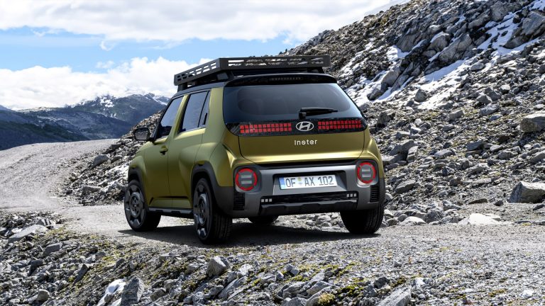 Ranking de utilitarios eléctricos urbanos con carga rápida DC más eficaz en 2026
