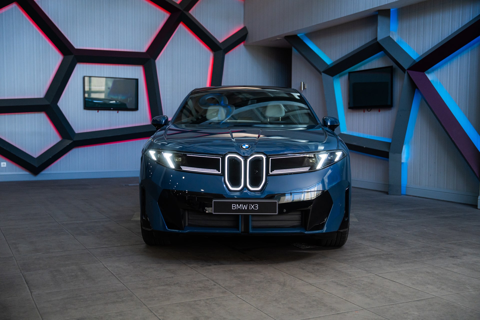 BMW iX3