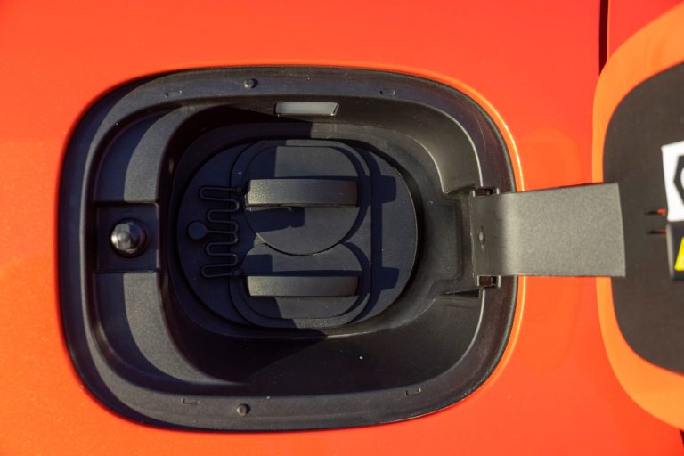 Cómo elegir un compacto eléctrico en 2026 según software, actualizaciones OTA y ecosistema Cómo elegir un compacto eléctrico en 2026 según software, actualizaciones OTA y ecosistema