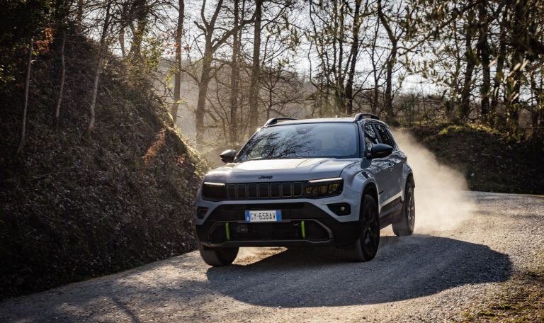 Ranking de SUV-B PHEV en 2026: los pocos enchufables del segmento urbano