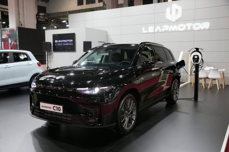 Leapmotor C10 a fondo: cómo se posiciona el SUV-C eléctrico chino por relación equipamiento-precio Leapmotor C10 a fondo: cómo se posiciona el SUV-C eléctrico chino por relación equipamiento-precio