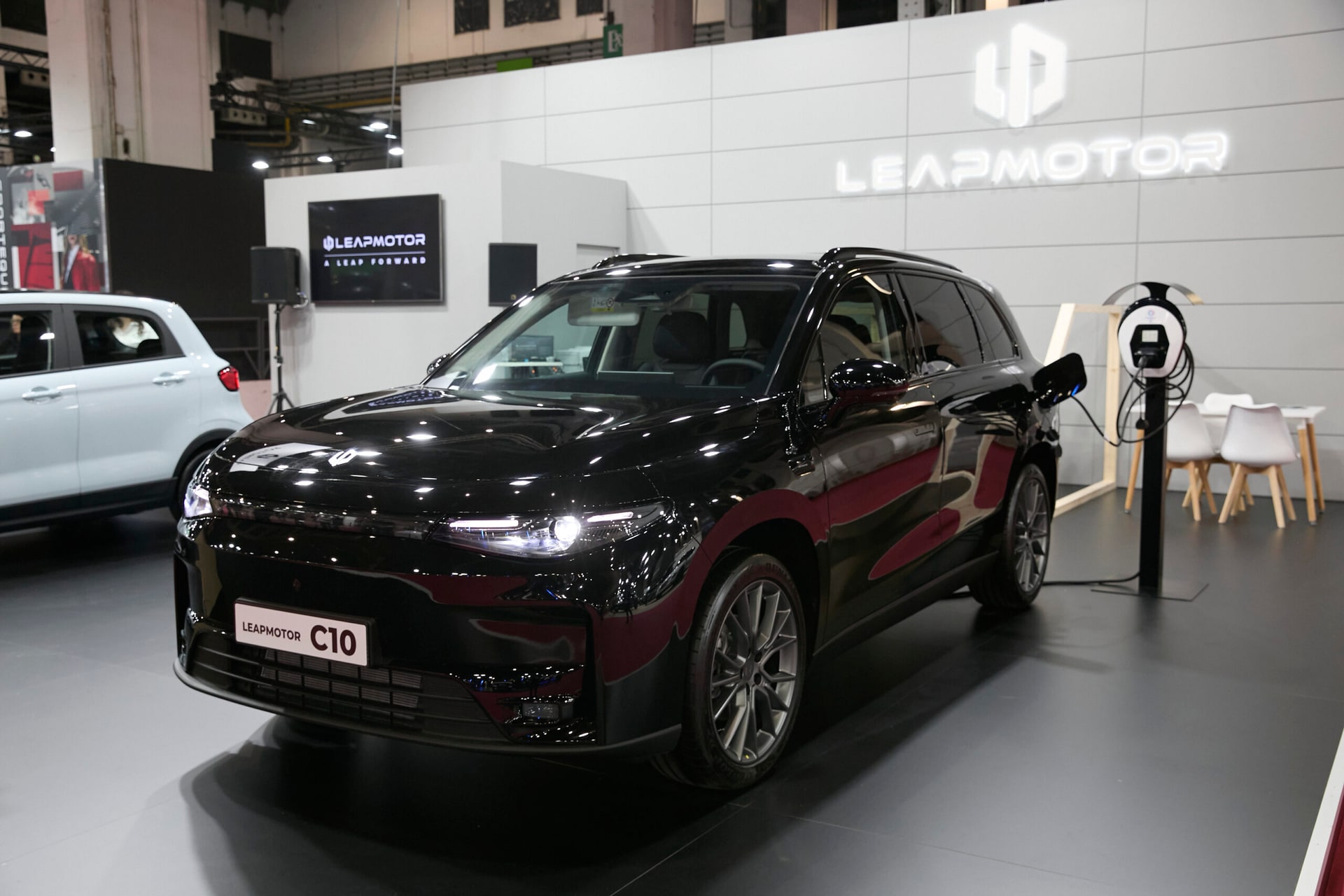 Leapmotor C10