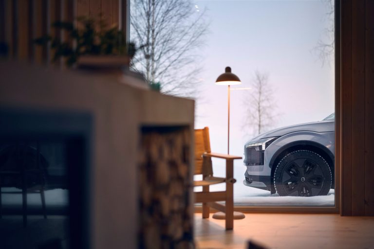 Volvo EX30 vs Smart #1: dos SUV-B eléctricos urbanos premium frente a frente
